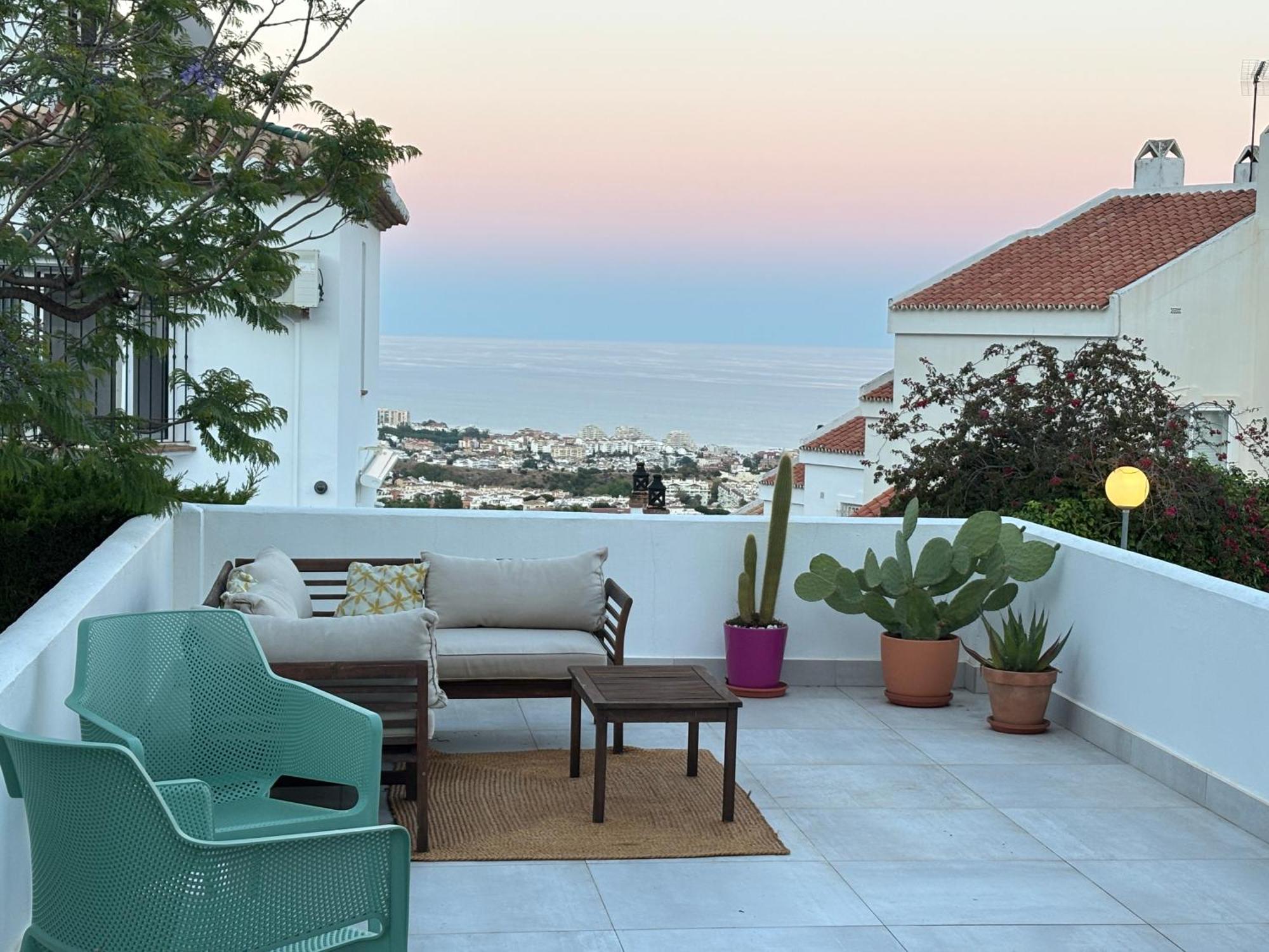 A Terrace With Sea View, 2 Bedrooms Apartment In Беналмадена Екстериор снимка